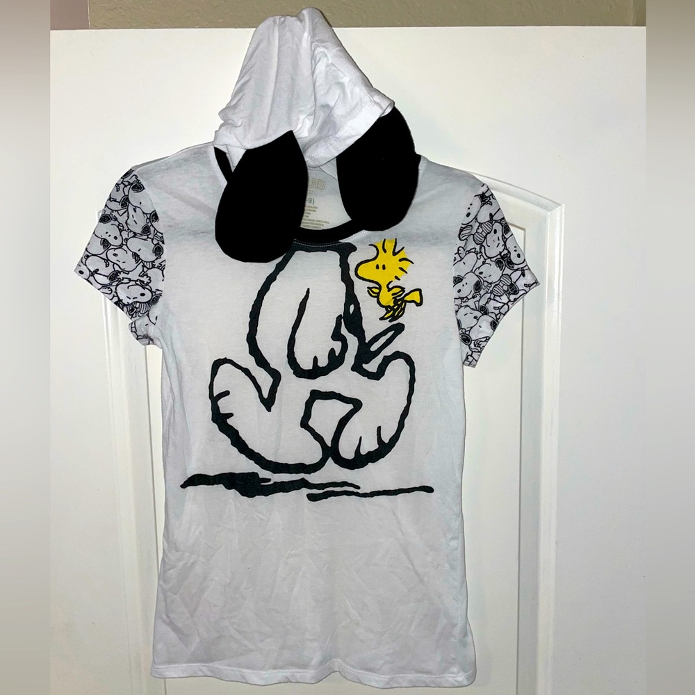 Peanuts Snoopy t-shirt hoodie with ears so unique and adorable fits like a Small